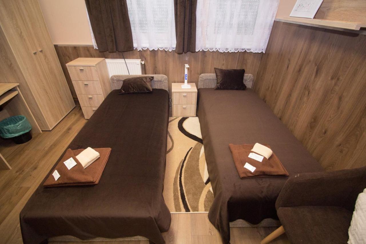 M7 Galeria Panzio Bed & Breakfast Letenye Exterior photo